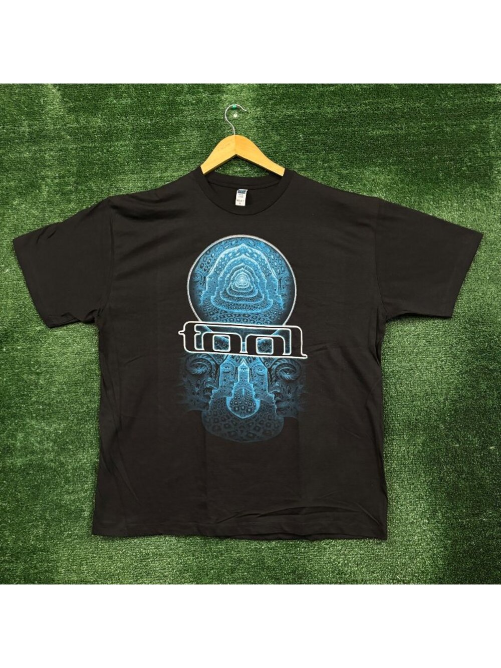Tool Infinite Faces T-Shirt Size Extra Large